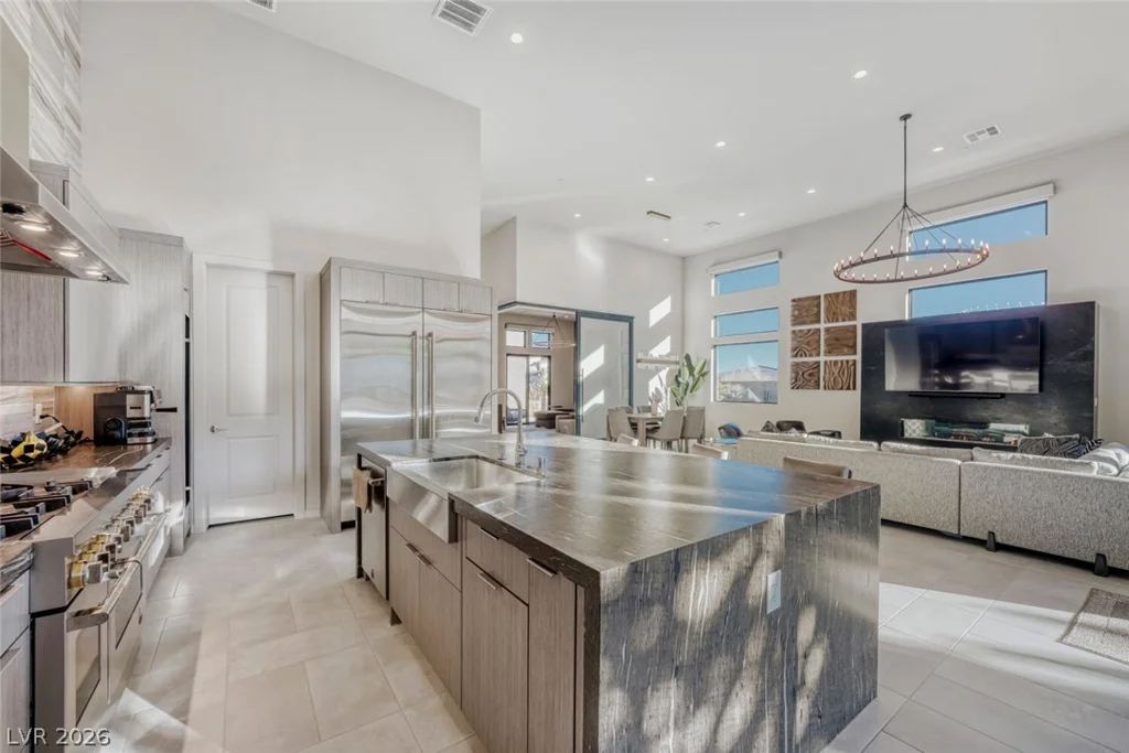 5185 Rock Daisy, Las Vegas, NV 89135
