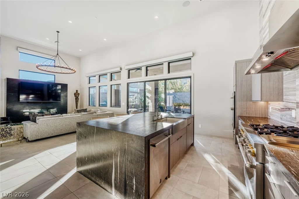 5185 Rock Daisy, Las Vegas, NV 89135