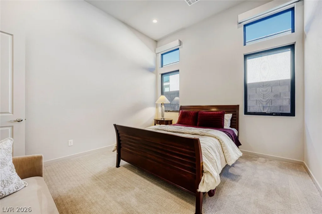 5185 Rock Daisy, Las Vegas, NV 89135