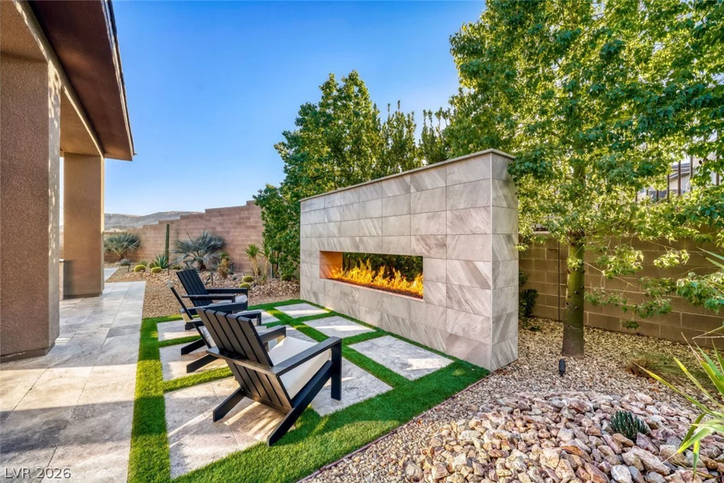 5185 Rock Daisy, Las Vegas, NV 89135