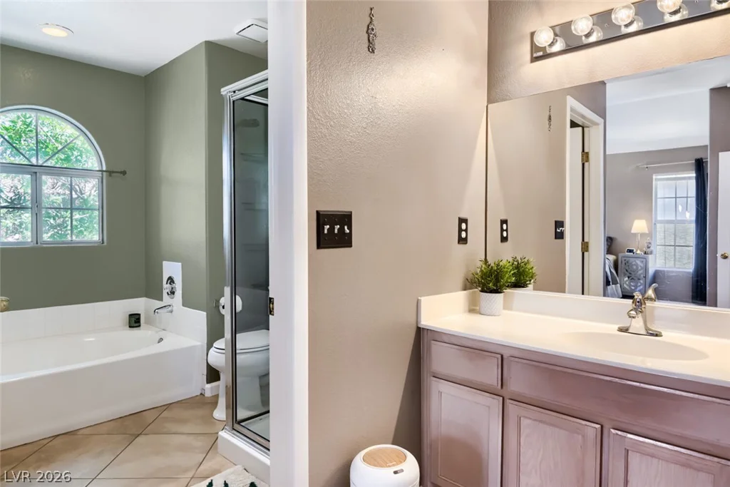 9271 Silver Arrow, Las Vegas, NV 89117