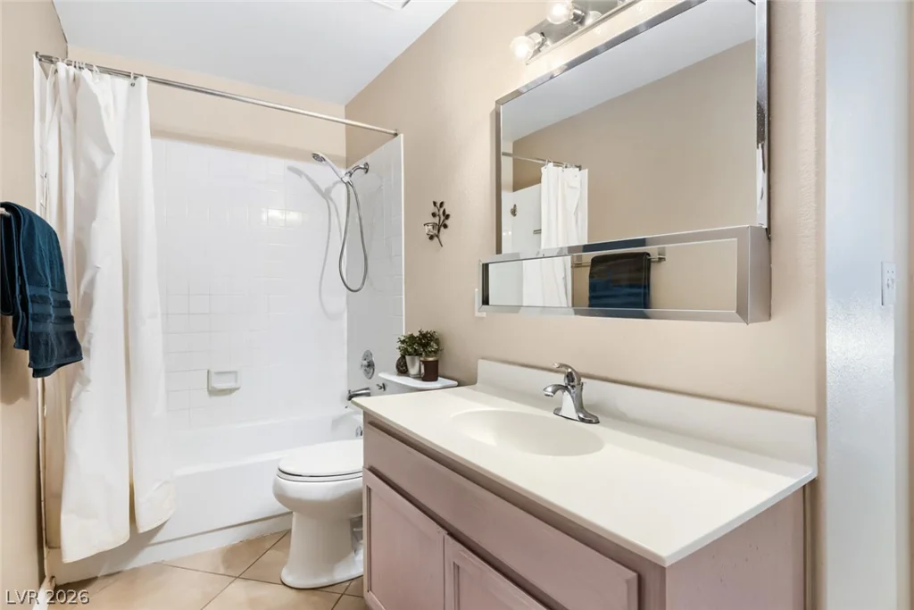 9271 Silver Arrow, Las Vegas, NV 89117