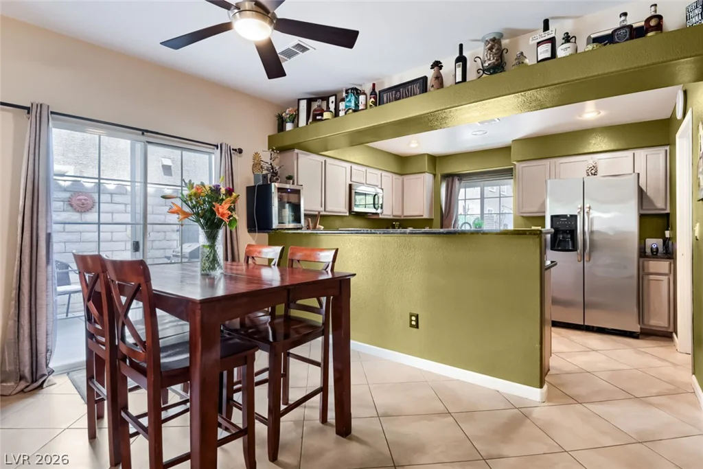 9271 Silver Arrow, Las Vegas, NV 89117