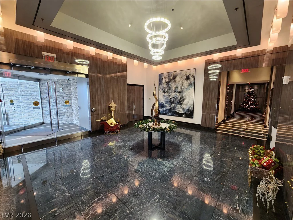 2700 South Las Vegas Boulevard, Las Vegas, NV 89109