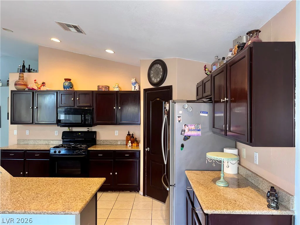 320 Purple Passion, North Las Vegas, NV 89032