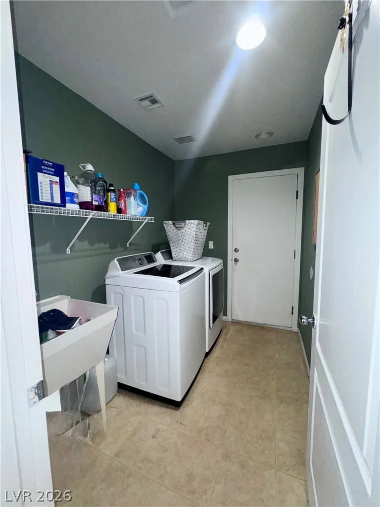 320 Purple Passion, North Las Vegas, NV 89032