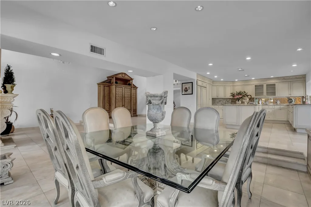 7655 Spanish Bay, Las Vegas, NV 89113
