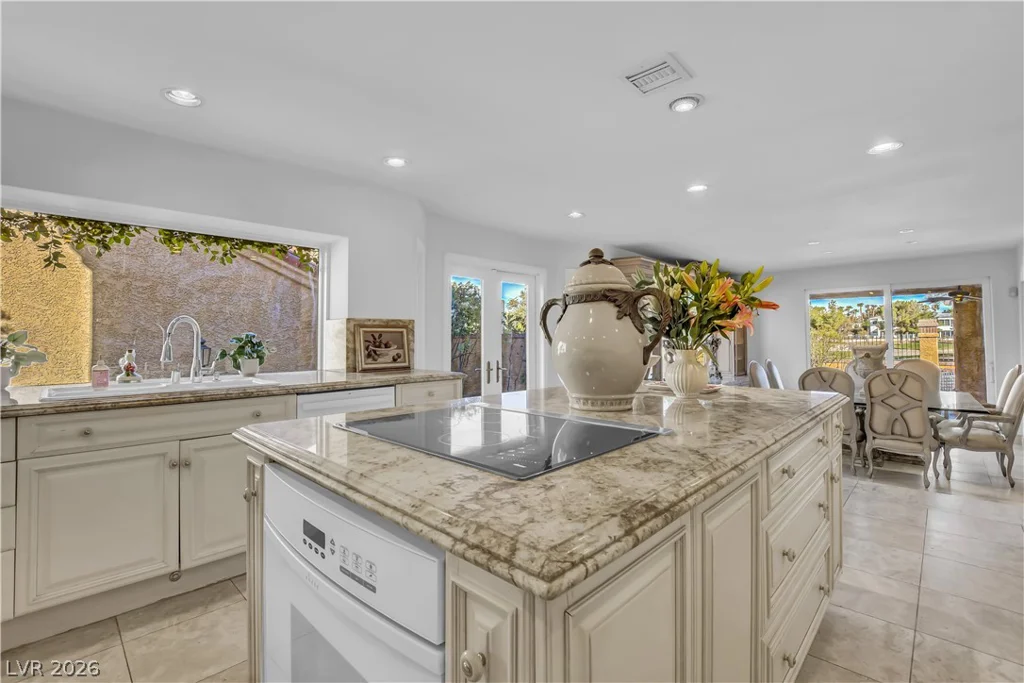 7655 Spanish Bay, Las Vegas, NV 89113