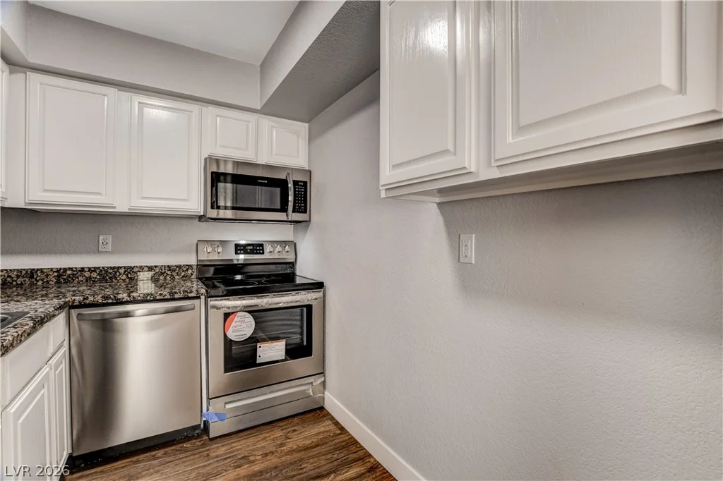 100 Crestline, Las Vegas, NV 89107