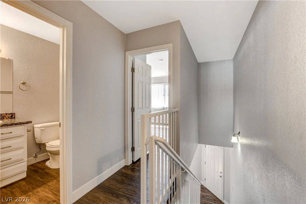 100 Crestline, Las Vegas, NV 89107