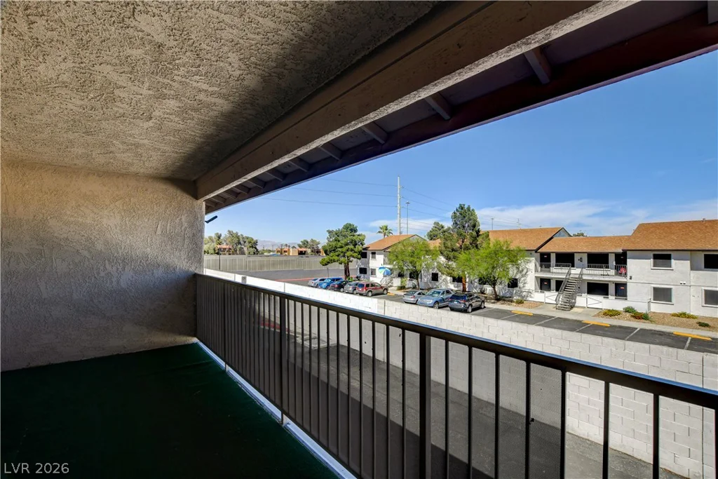 100 Crestline, Las Vegas, NV 89107