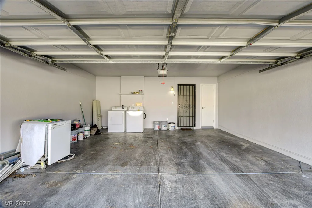 100 Crestline, Las Vegas, NV 89107