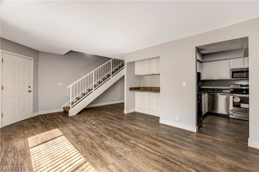 100 Crestline, Las Vegas, NV 89107