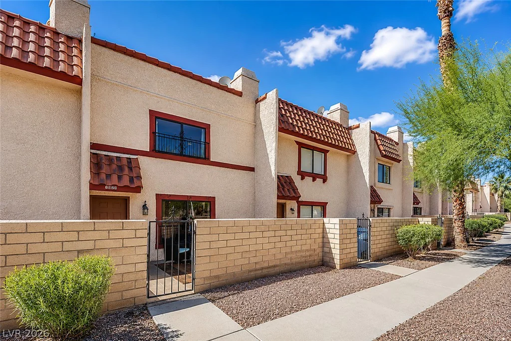 1324 Rawhide, Las Vegas, NV 89119