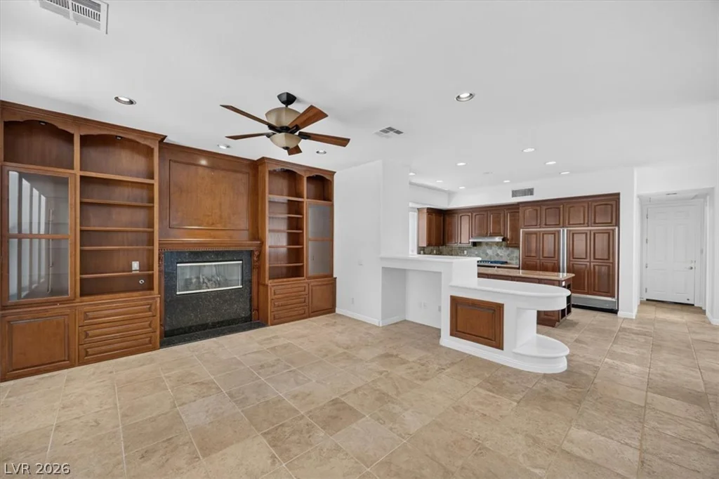 204 Surtees Point, Las Vegas, NV 89144