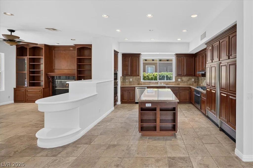 204 Surtees Point, Las Vegas, NV 89144