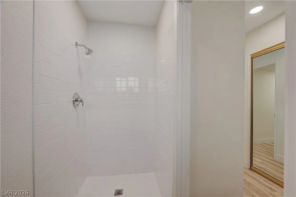 2101 Santiago, Las Vegas, NV 89104