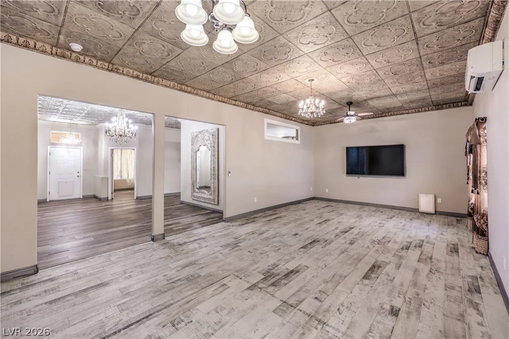 10832 Clarion, Las Vegas, NV 89134