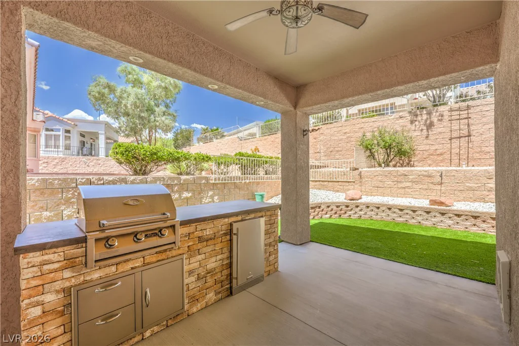 10832 Clarion, Las Vegas, NV 89134