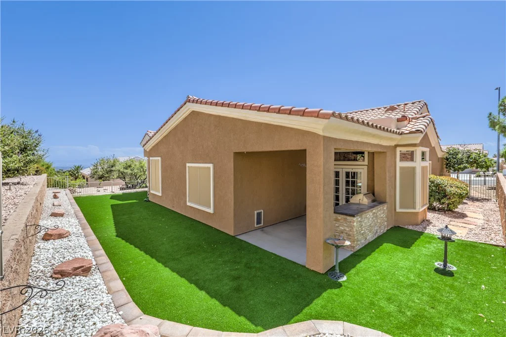 10832 Clarion, Las Vegas, NV 89134