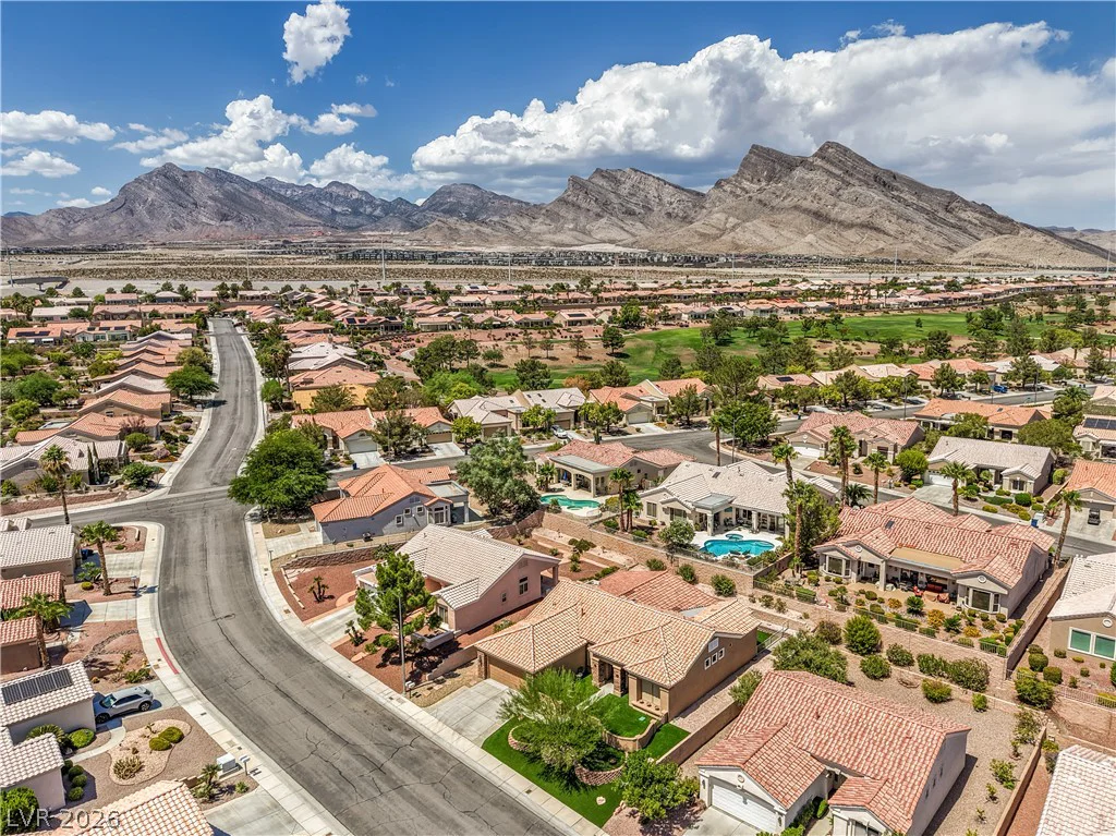 10832 Clarion, Las Vegas, NV 89134