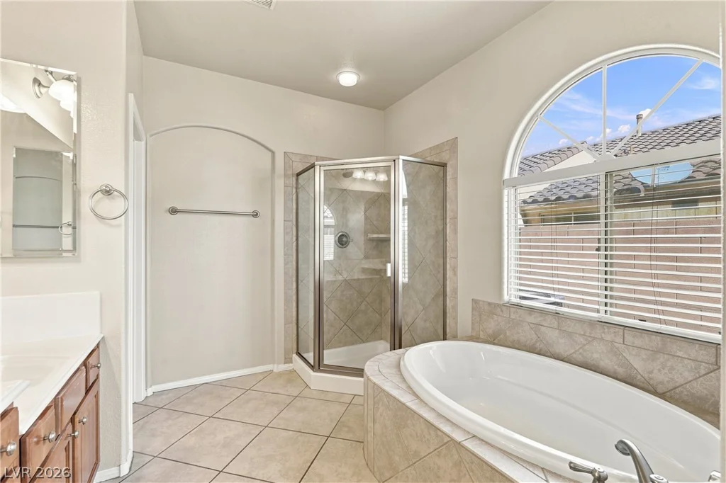 8160 Hodgson Mill, Las Vegas, NV 89131