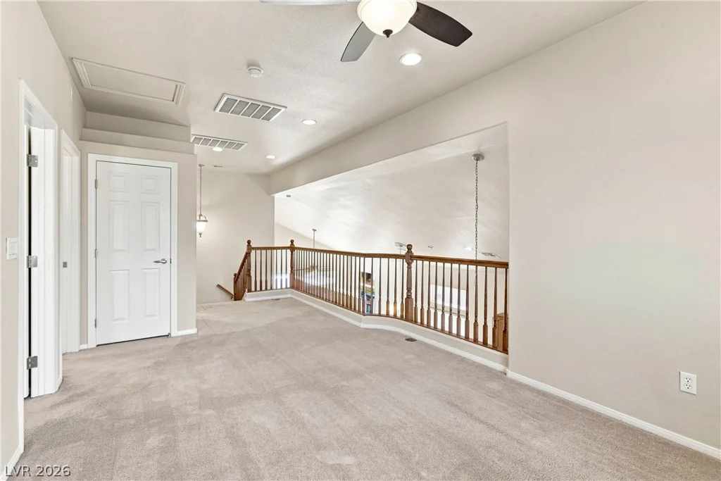 8160 Hodgson Mill, Las Vegas, NV 89131