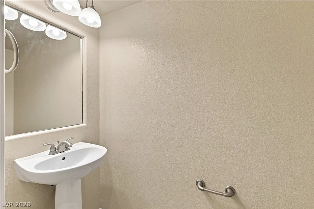 8160 Hodgson Mill, Las Vegas, NV 89131