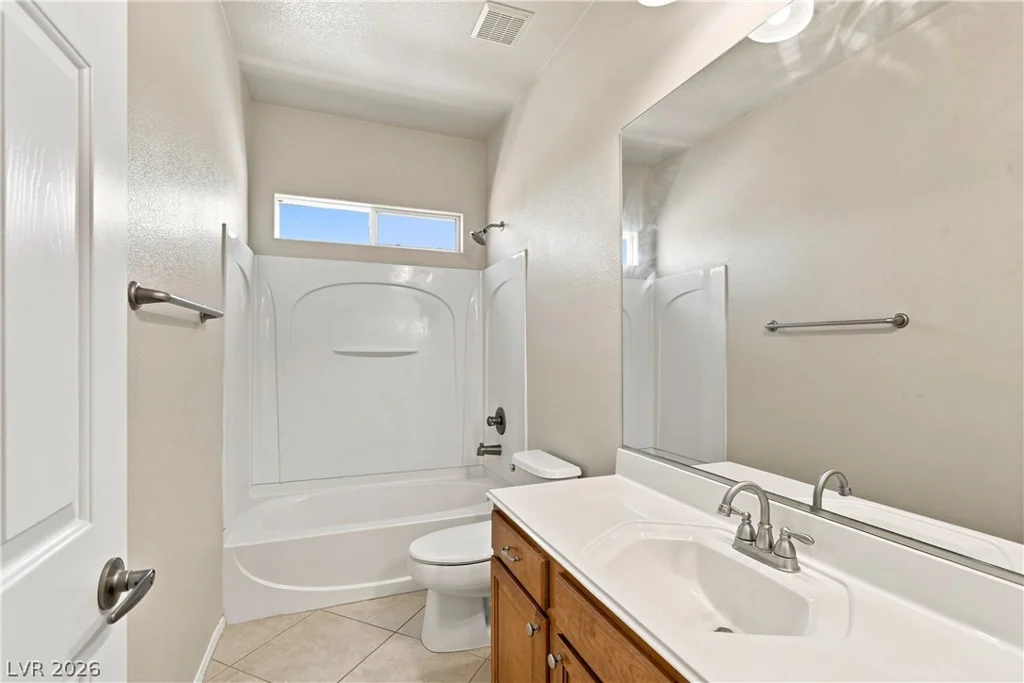 8160 Hodgson Mill, Las Vegas, NV 89131