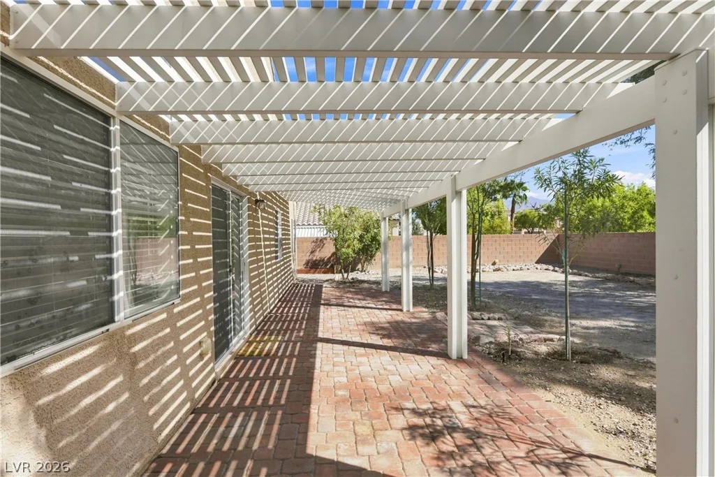8160 Hodgson Mill, Las Vegas, NV 89131