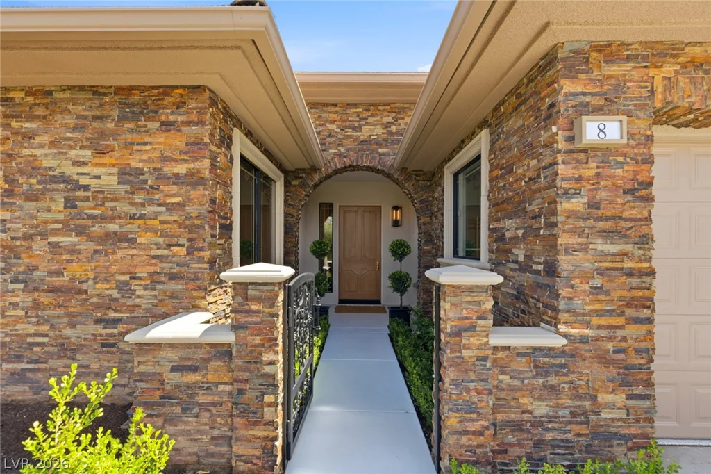 8 Pine Hollow, Henderson, NV 89052