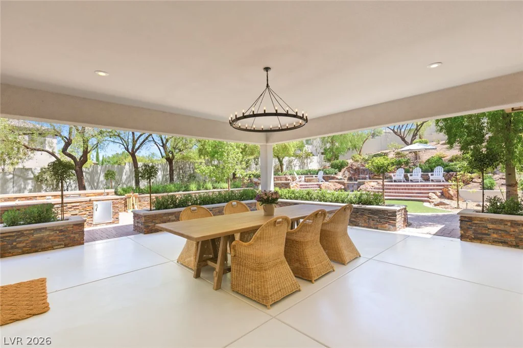 8 Pine Hollow, Henderson, NV 89052