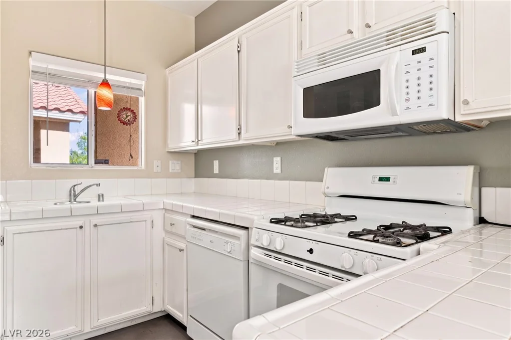 1050 Cactus, Las Vegas, NV 89183