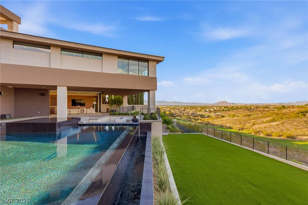 1300 Villa Barolo, Henderson, NV 89052