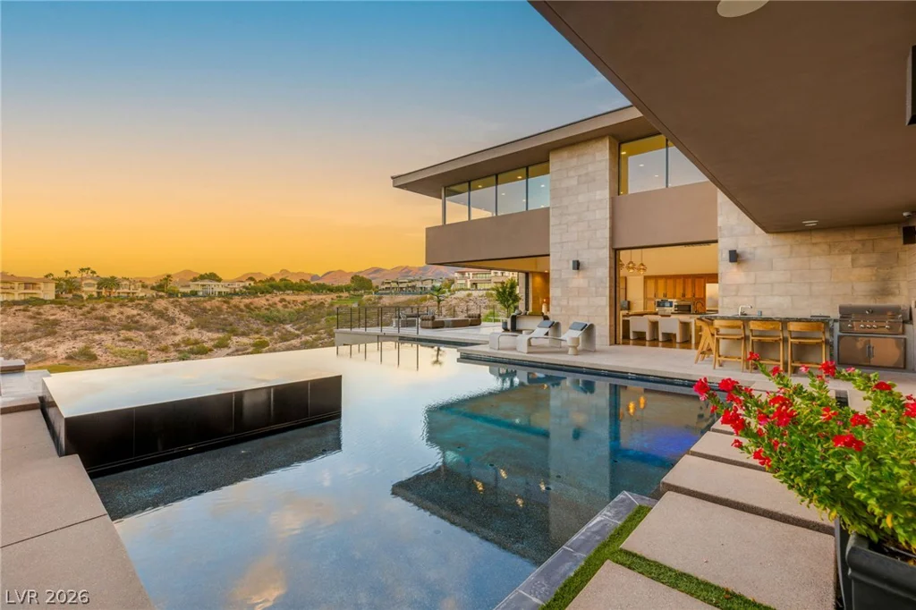 1300 Villa Barolo, Henderson, NV 89052