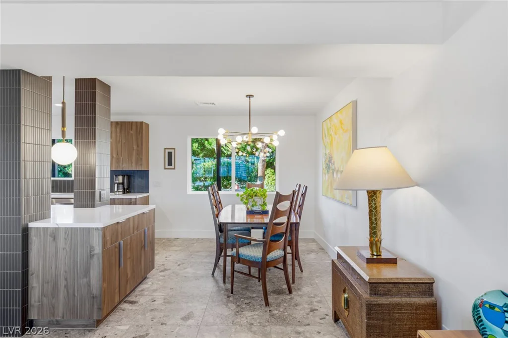 1594 Ottawa, Las Vegas, NV 89169