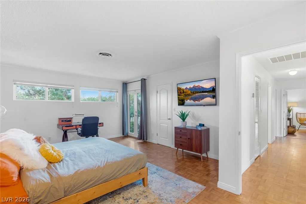 1594 Ottawa, Las Vegas, NV 89169