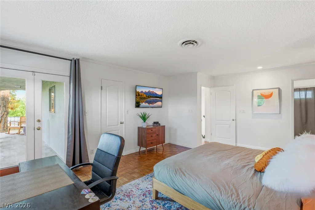 1594 Ottawa, Las Vegas, NV 89169