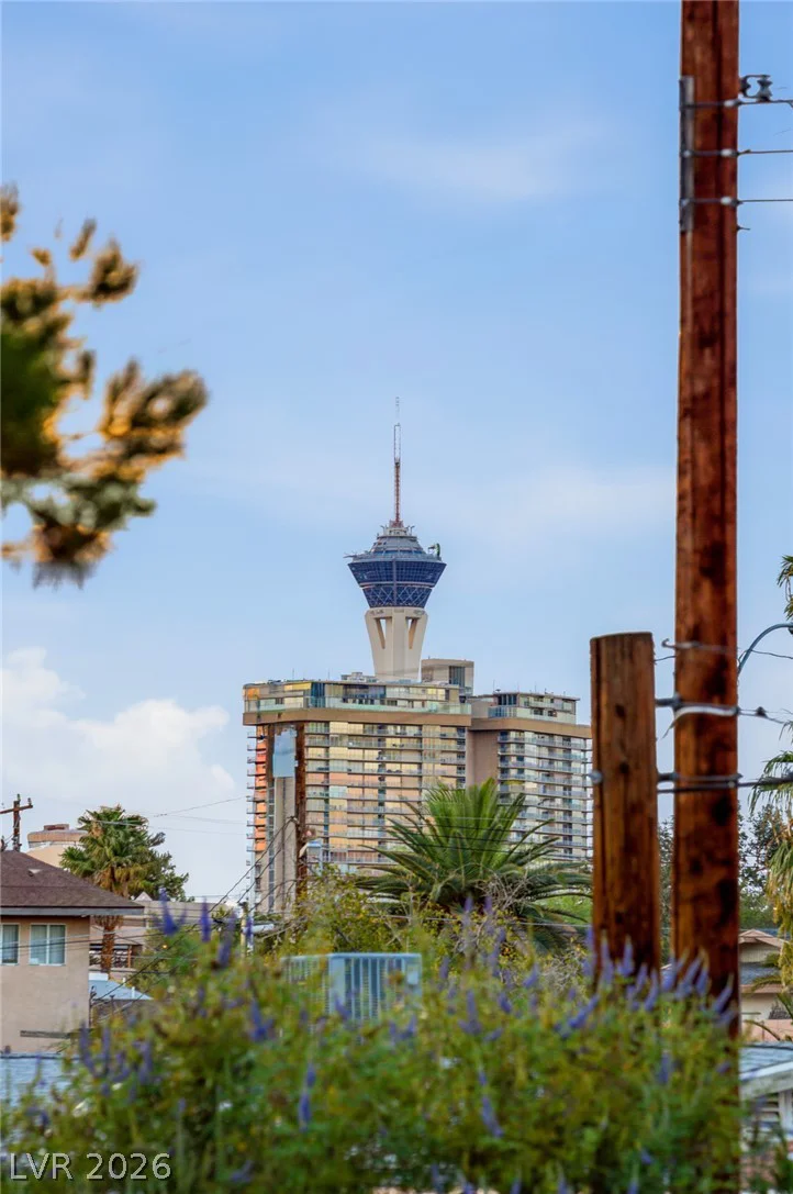 1594 Ottawa, Las Vegas, NV 89169