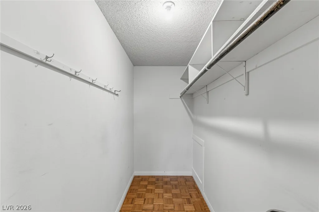 1594 Ottawa, Las Vegas, NV 89169