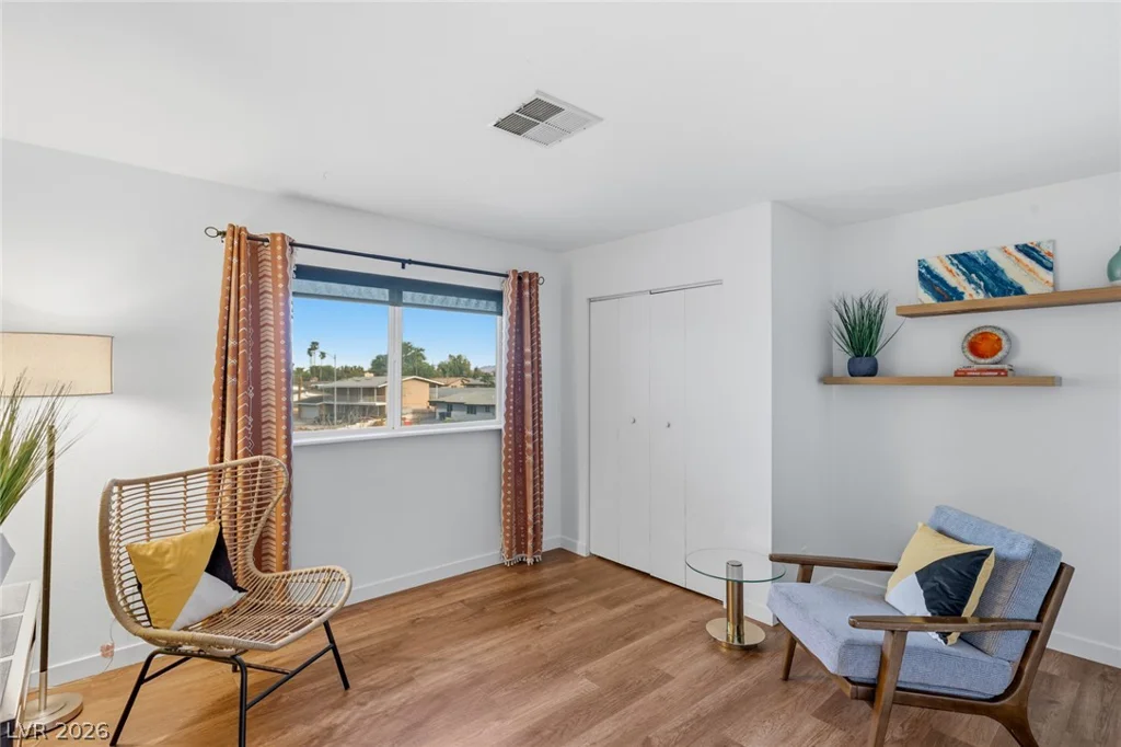 1594 Ottawa, Las Vegas, NV 89169
