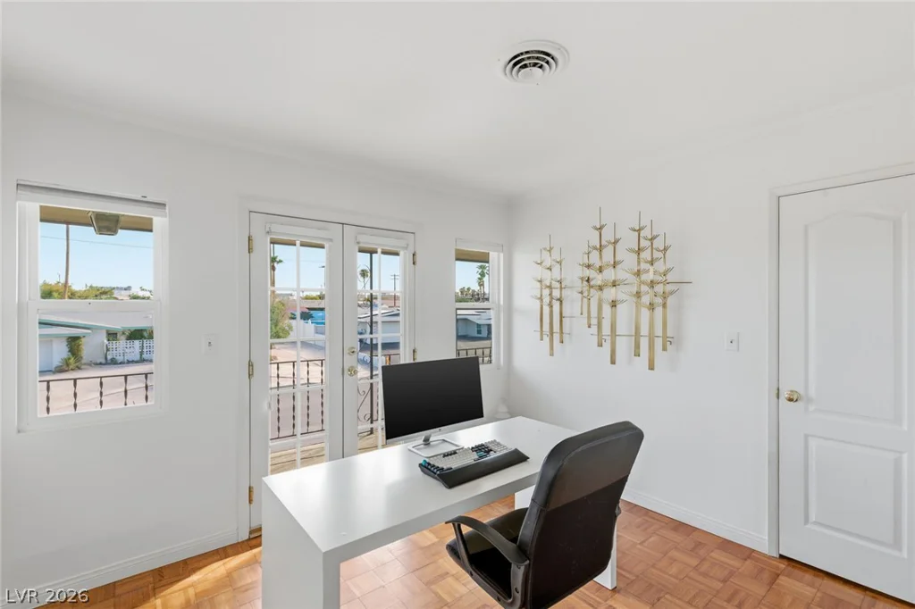 1594 Ottawa, Las Vegas, NV 89169
