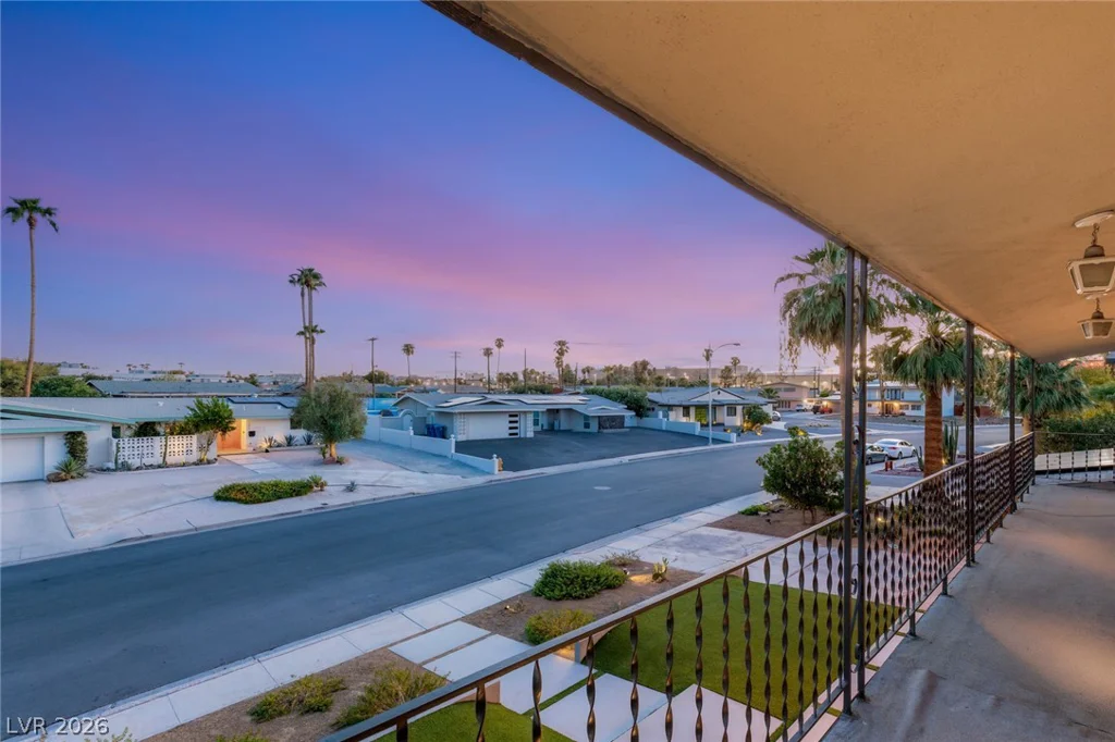 1594 Ottawa, Las Vegas, NV 89169