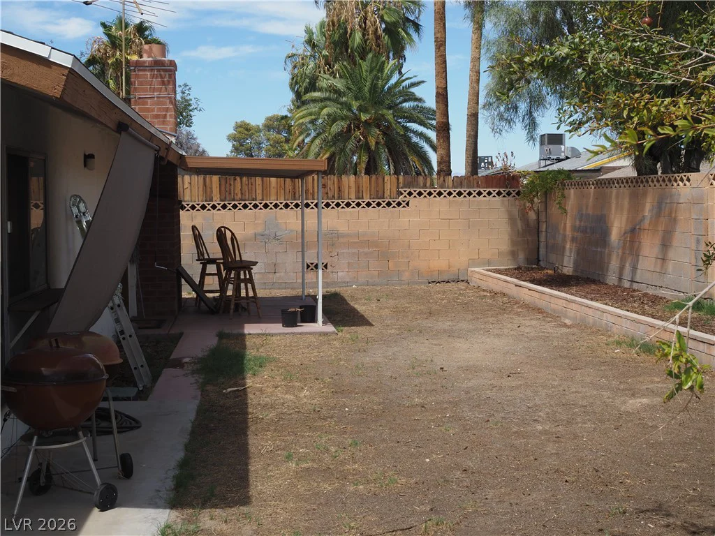 5180 Burnham, Las Vegas, NV 89119