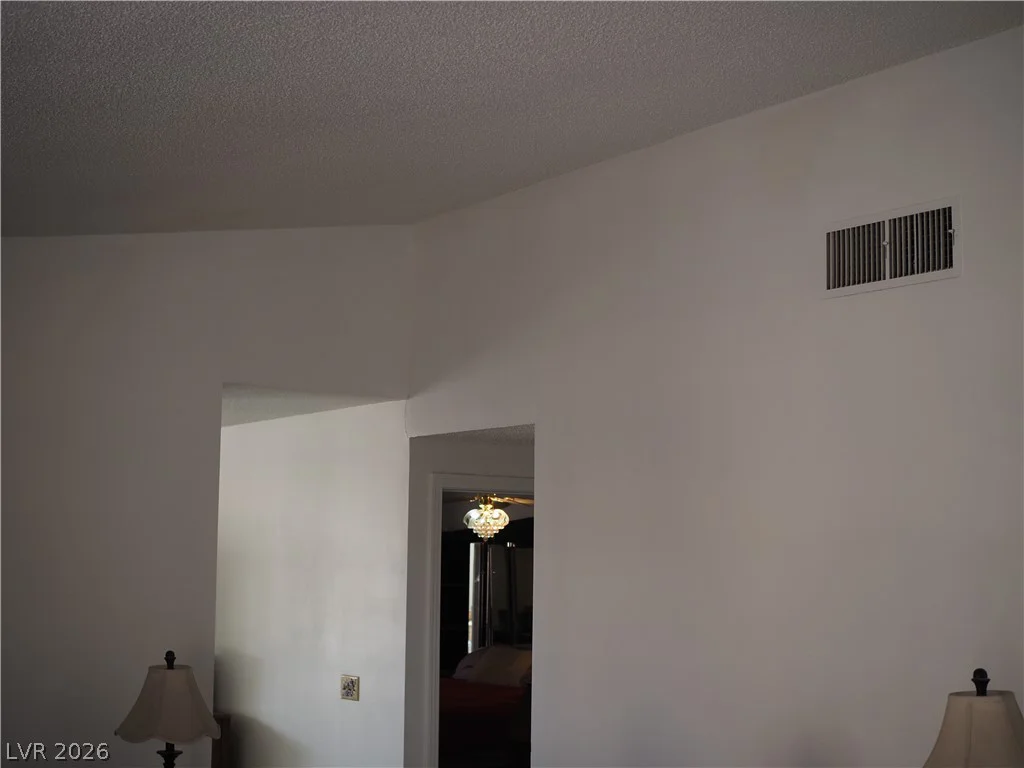 5180 Burnham, Las Vegas, NV 89119