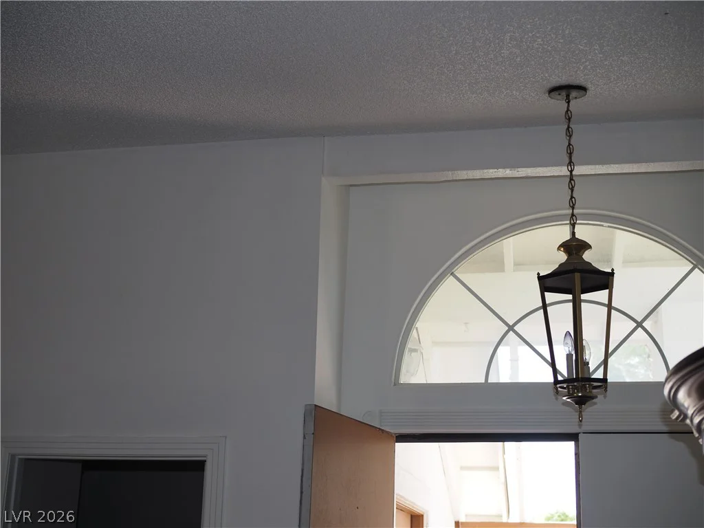 5180 Burnham, Las Vegas, NV 89119