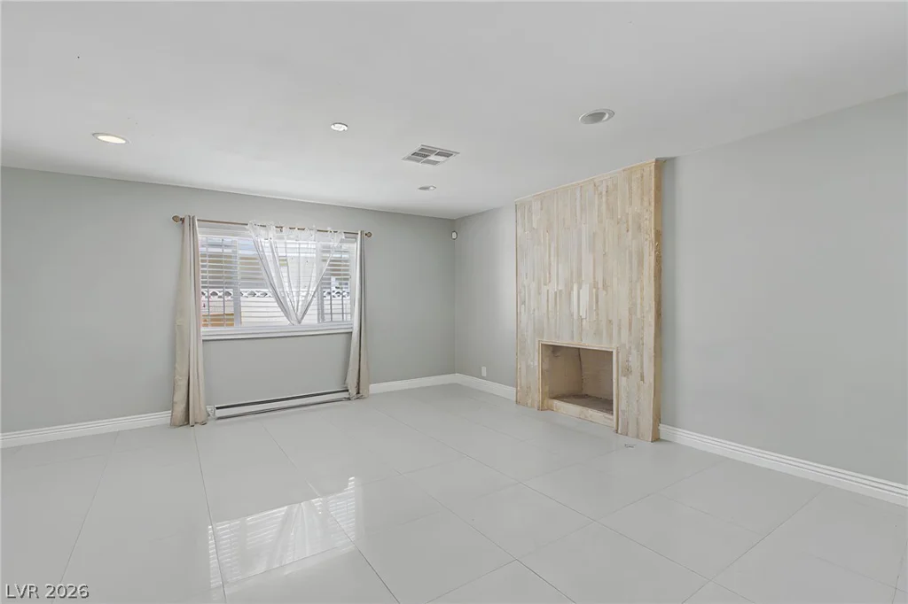 713 Vincent, Las Vegas, NV 89145