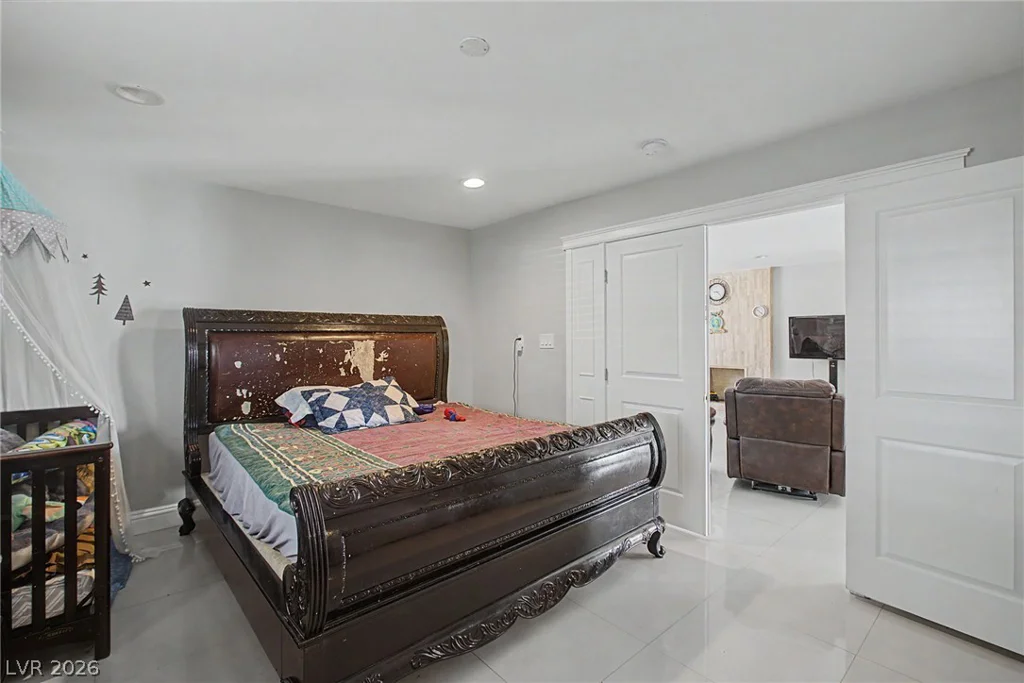 713 Vincent, Las Vegas, NV 89145