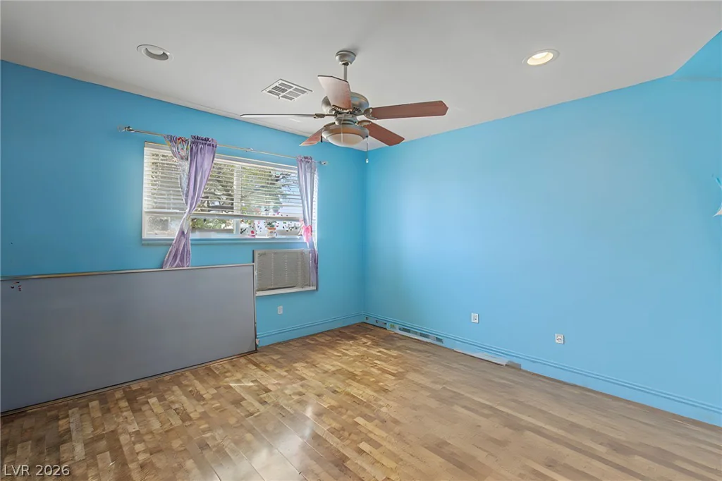 713 Vincent, Las Vegas, NV 89145