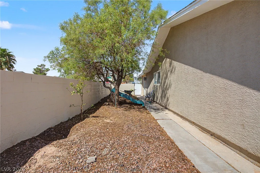 713 Vincent, Las Vegas, NV 89145